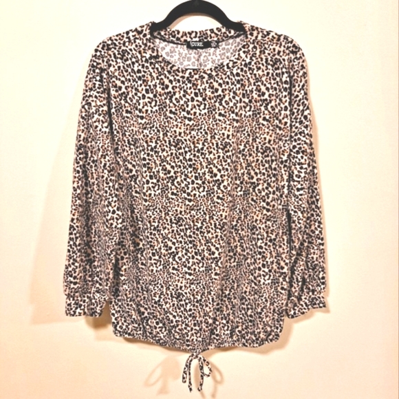 Cure Tops - 🐆 Plus Size Animal Print Blouse nwot